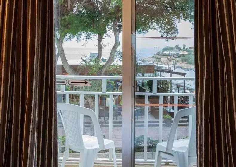 Camera Standard Vista Mare Laterale, Carlton