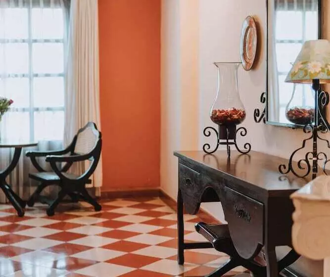 اتاق لوکس, Casa Del Balam Merida