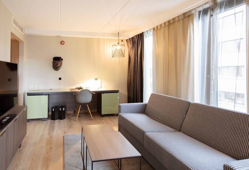 سوییت, Clarion Hotel The Hub