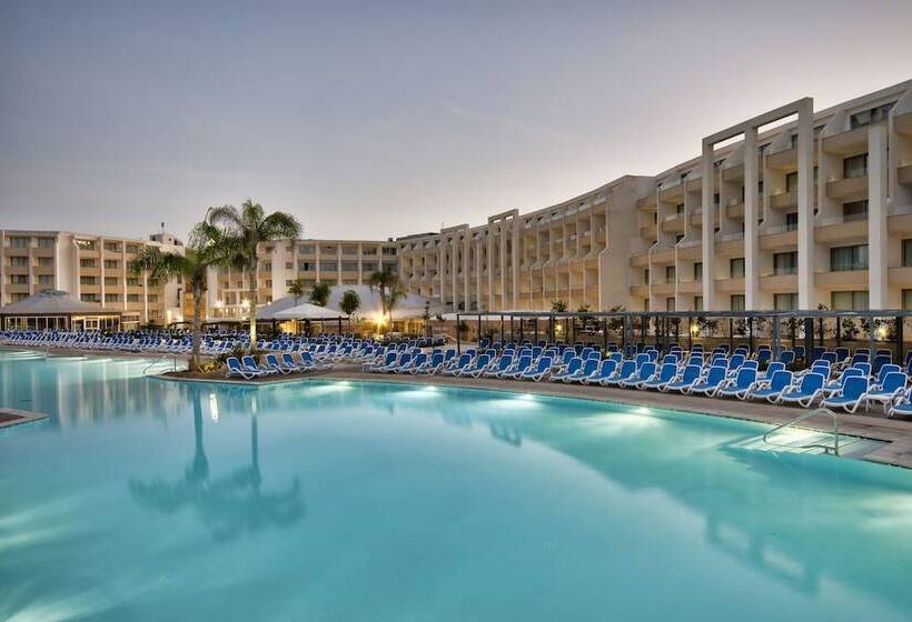 اتاق استاندارد با چشم‌انداز استخر, Db Seabank Resort + Spa All Inclusive