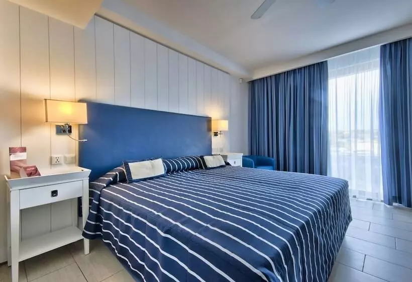 اتاق خانوادگی, Db Seabank Resort + Spa All Inclusive