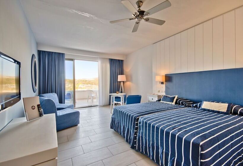 اتاق استاندارد با چشم‌انداز استخر, Db Seabank Resort + Spa All Inclusive