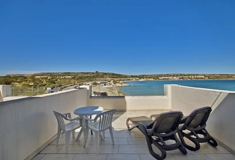 اتاق استاندارد با تراس و چشم‌انداز دریا, Db Seabank Resort + Spa All Inclusive