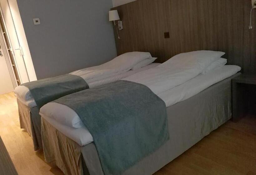 Номер Superior, Dombås