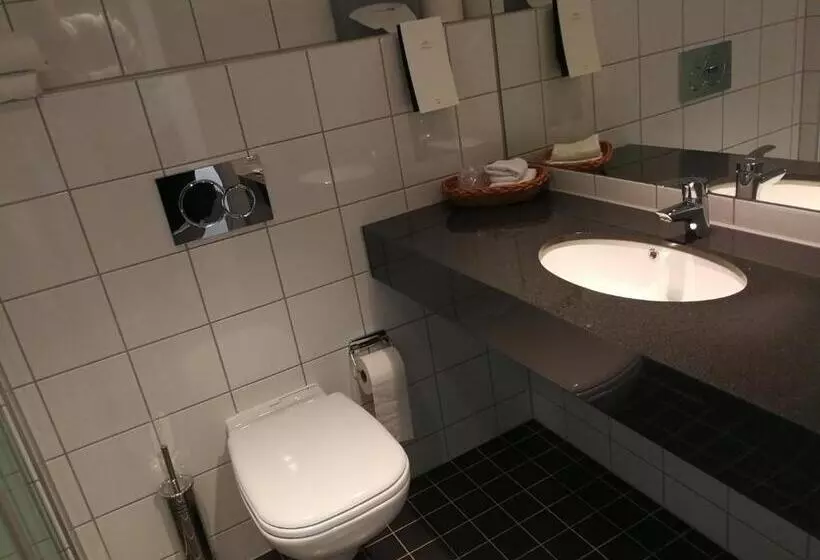Superior Oda, Dombås