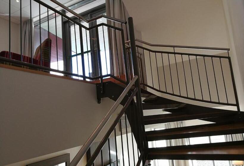 Президентский Люкс, Dombås