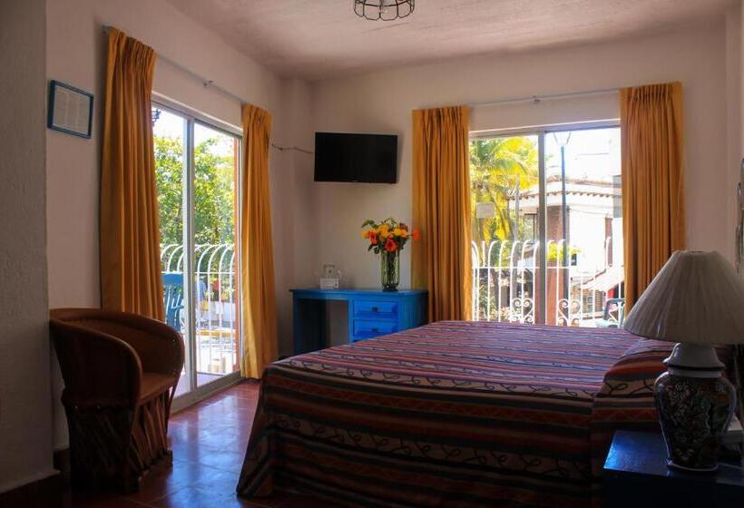غرفة قياسية مزوَّدة بشُرفة, Encino Malecon Centro Puerto Vallarta