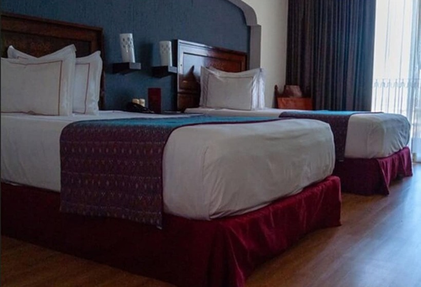 Superior-Zimmer, Fenix