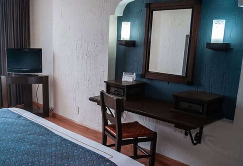 Chambre Supérieure, Fenix
