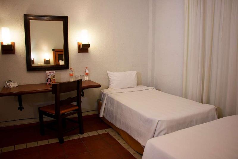 Standardzimmer, Fenix