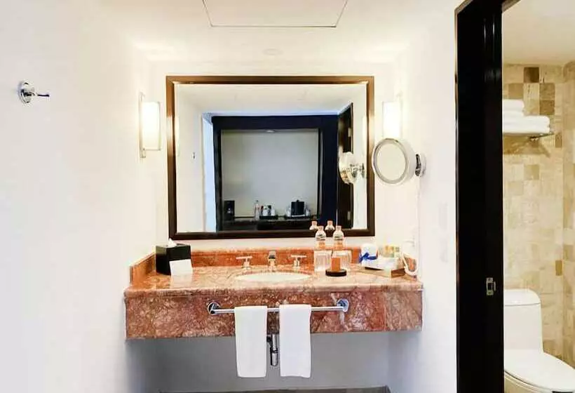 سوییت خانوادگی, Krystal Grand® Cancún - All Inclusive