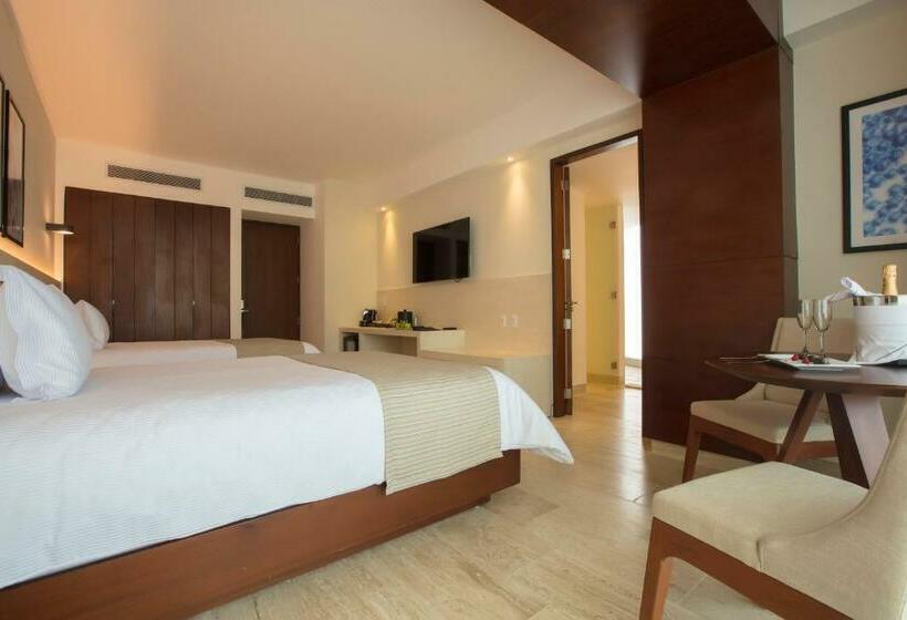 جناح, Krystal Grand Cancun - All Inclusive