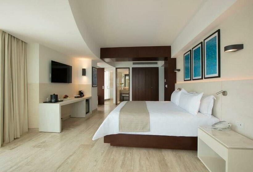 جناح, Krystal Grand Cancun - All Inclusive