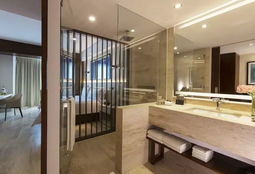 سوئیت با تخت بزرگ, Krystal Grand® Cancún - All Inclusive