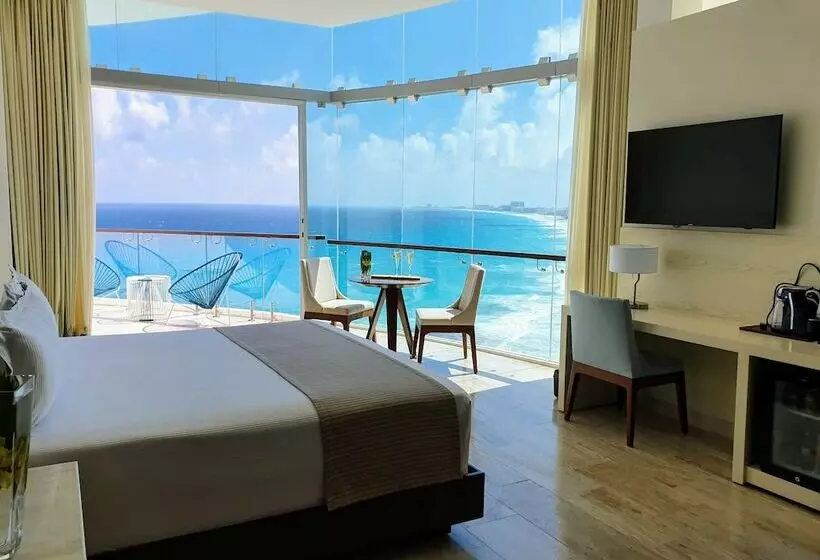 سوییت با چشم‌انداز دریا, Krystal Grand® Cancún - All Inclusive