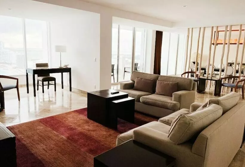 سوئیت پرزیدنت, Krystal Grand® Cancún - All Inclusive