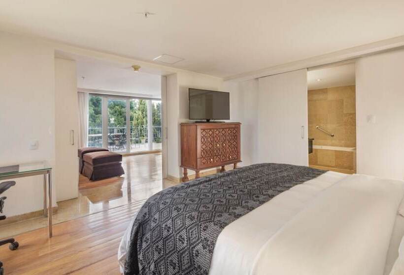 Люкс 2 Спальни, Presidente Intercontinental Puebla, An Ihg