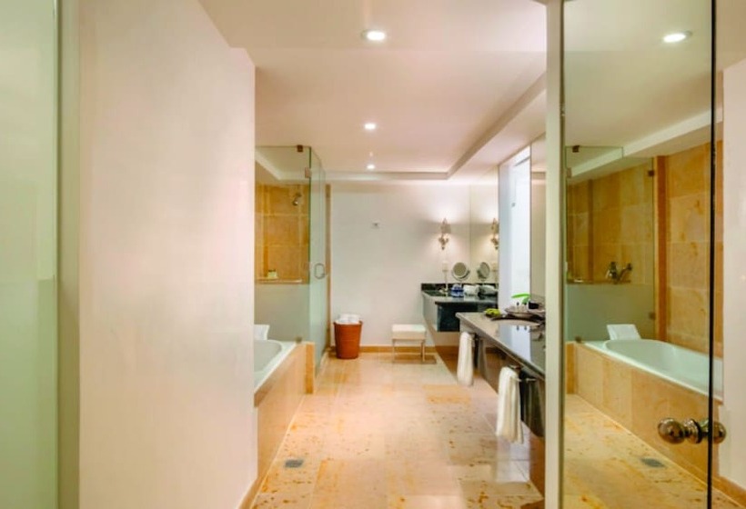 Президентский Люкс, Presidente Intercontinental Puebla, An Ihg