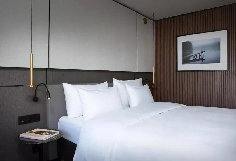 Premium room with view, Radisson Blu Scandinavia Hotel, Oslo