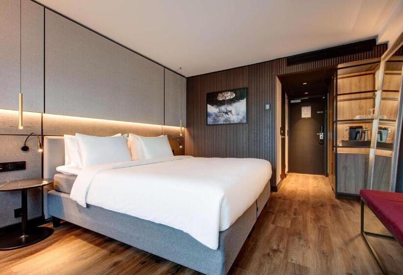 Premium room with view, Radisson Blu Scandinavia Hotel, Oslo
