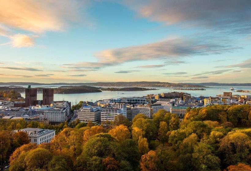 Premium room with view, Radisson Blu Scandinavia Hotel, Oslo