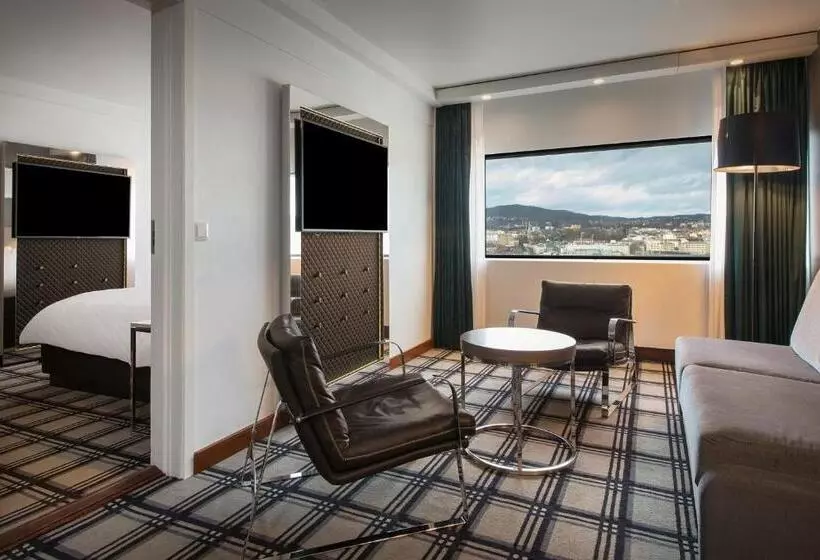 سوییت جونیور, Radisson Blu Scandinavia Hotel, Oslo