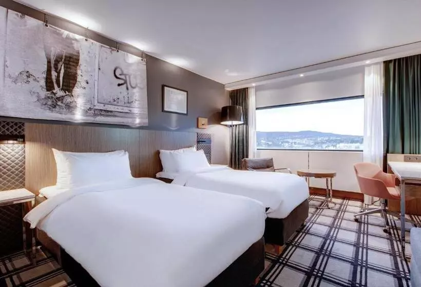 Premium Room City View, Radisson Blu Scandinavia Hotel, Oslo