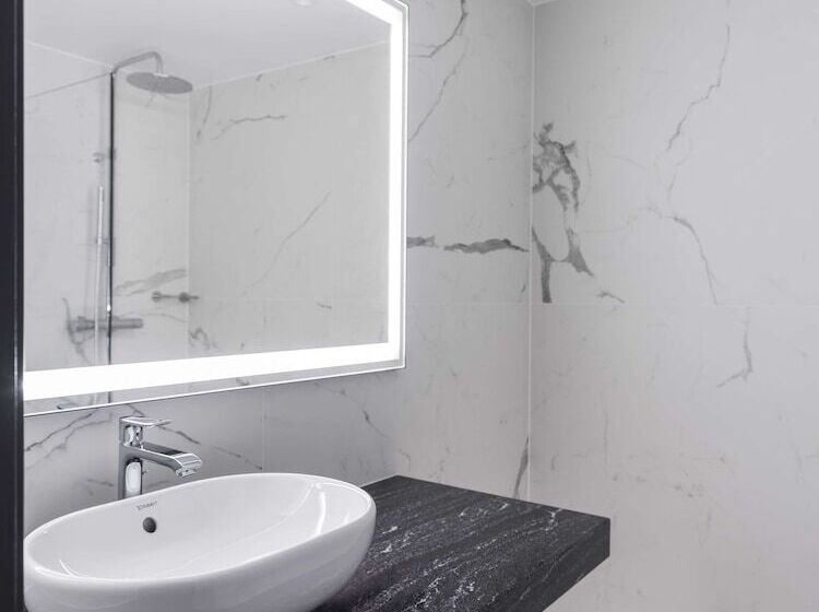 Premium room with view, Radisson Blu Scandinavia Hotel, Oslo