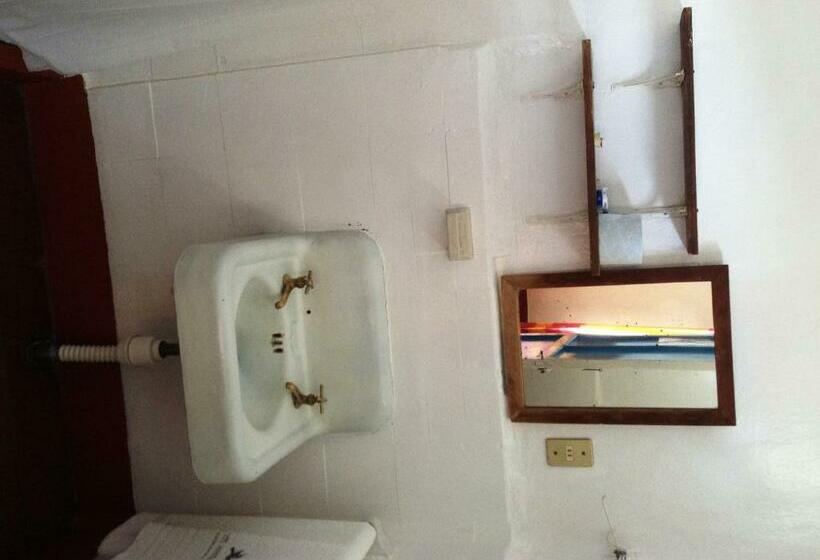 スタンダードルーム, Santa Prisca