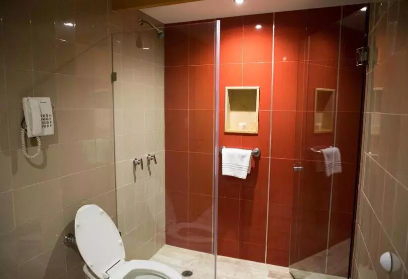 ジュニアスイート, Sevilla Palace