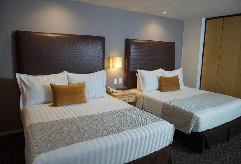 سوییت جونیور, Sevilla Palace