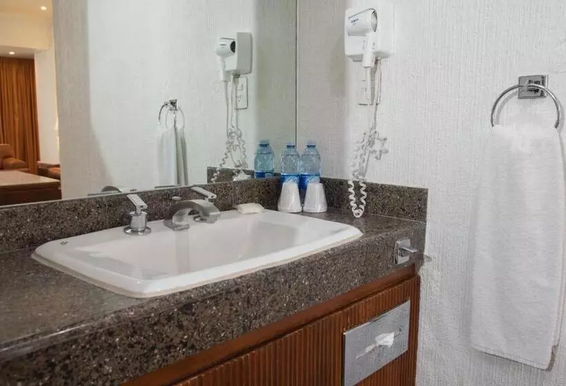 デラックススイート, Sevilla Palace