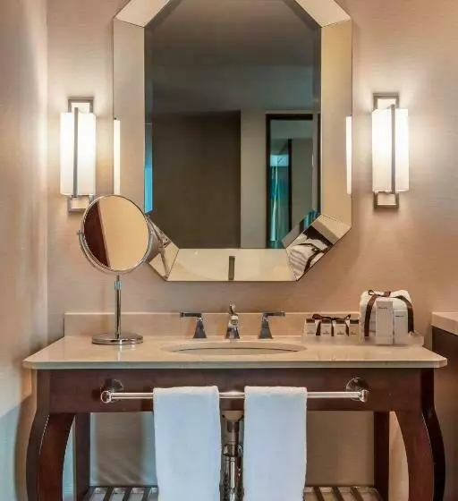 سوئیت کلاب, Sheraton Mexico City Maria Isabel