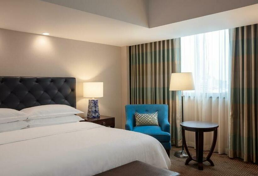 Люкс Клуб, Sheraton Mexico City Maria Isabel