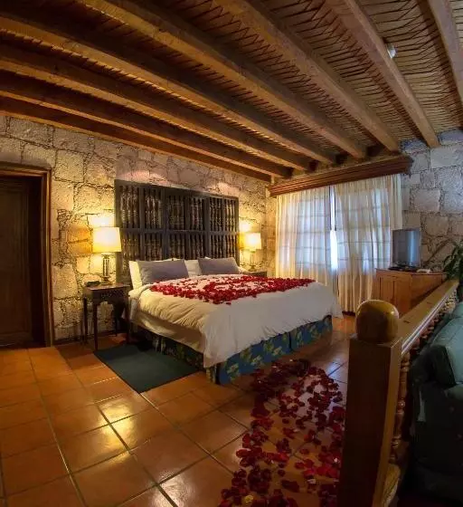 سوییت جونیور, Villa Montaña Hotel & Spa