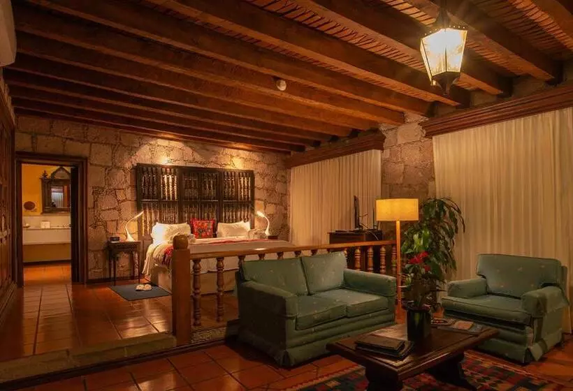 سوییت جونیور, Villa Montaña Hotel & Spa