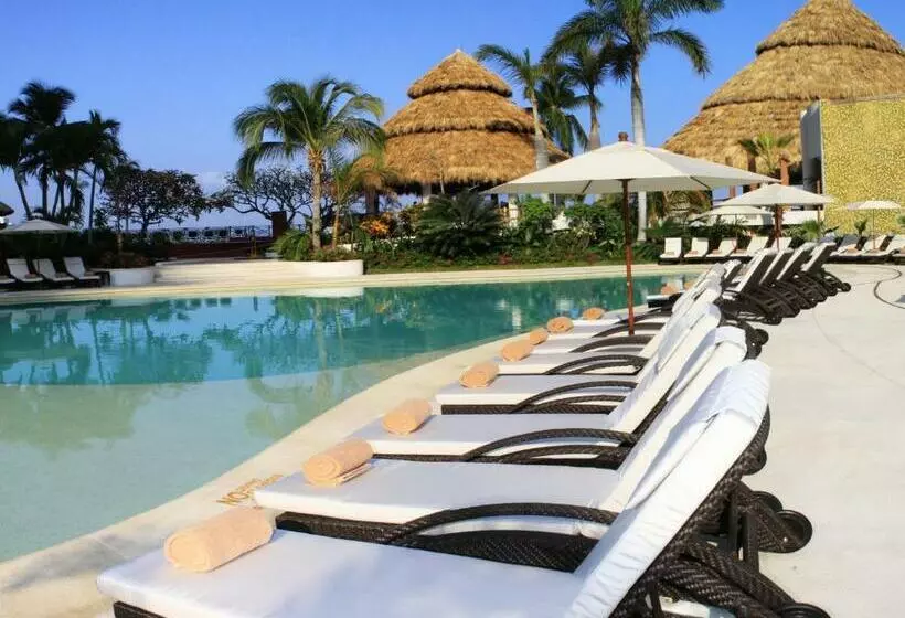 キングサイズベッド、ビュー付きデラックスルーム, Dreams Acapulco Resorts & Spa   All Inclusive