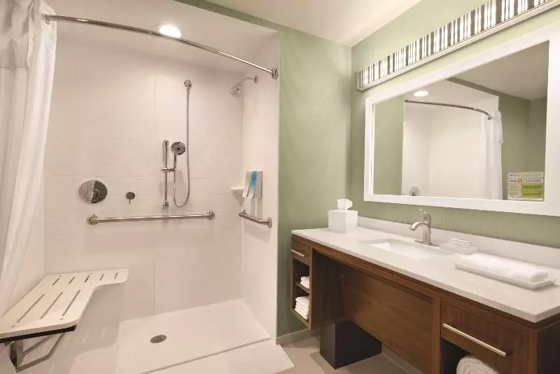 اتاق سوپریور با تخت بزرگ, Krystal Grand® Cancún - All Inclusive