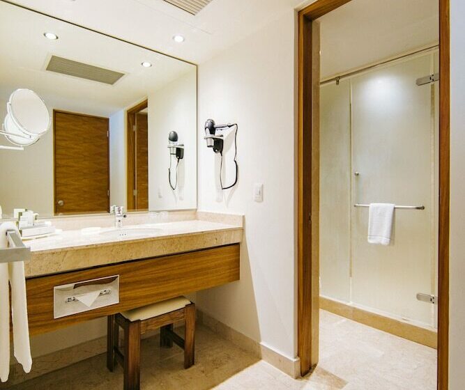 جناح بريميوم مطل علي البحر, Occidental Tucancun  All Inclusive