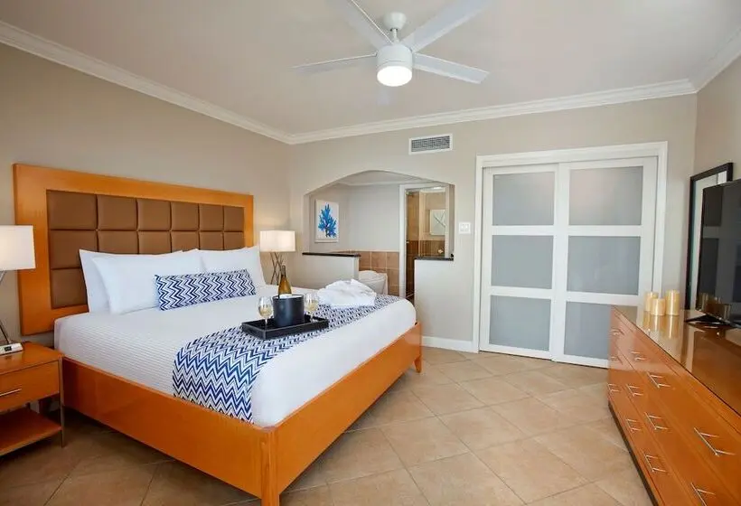 سوییت, Divi Little Bay Beach Resort