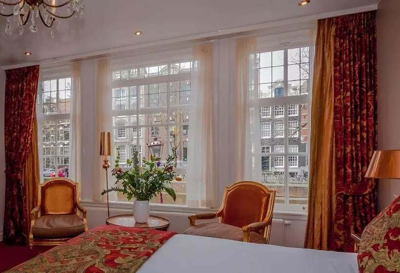 اتاق سوپریور با چشم‌انداز, Ambassade