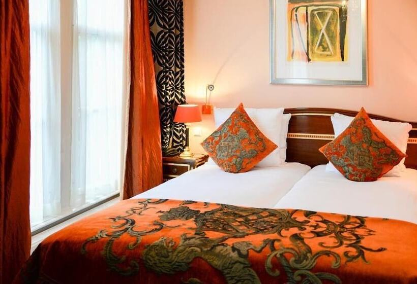 Classic Room, Ambassade