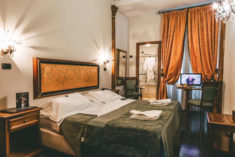 اتاق سوپریور, Curacao Avila Beach