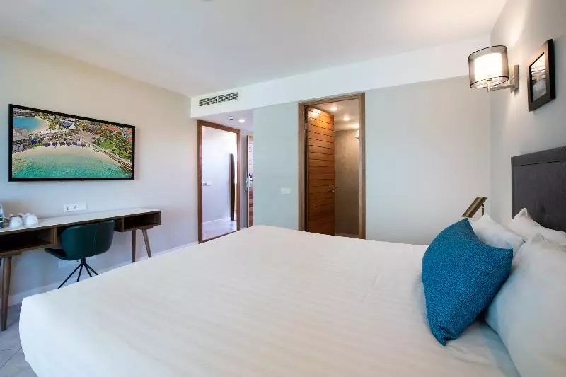 اتاق استاندارد, Curacao Avila Beach