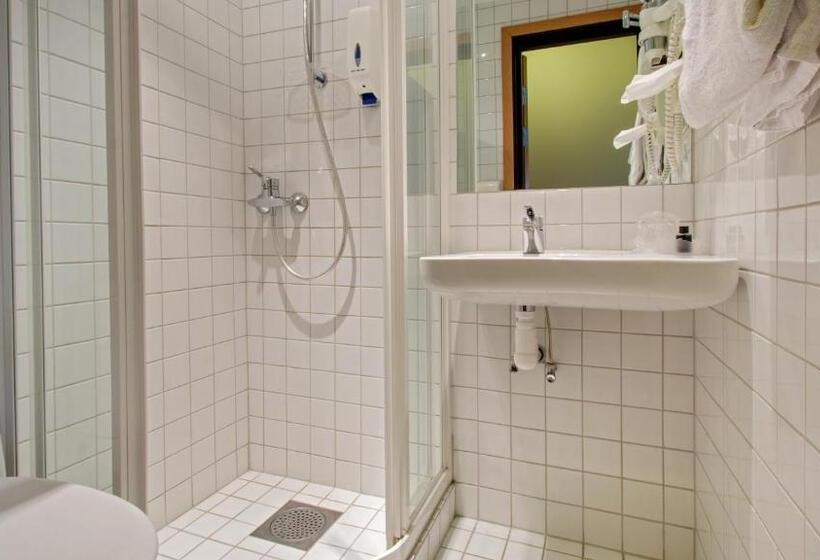 Номер Стандарт Индивидуальный, Best Western Plus Gyldenlove Hotell