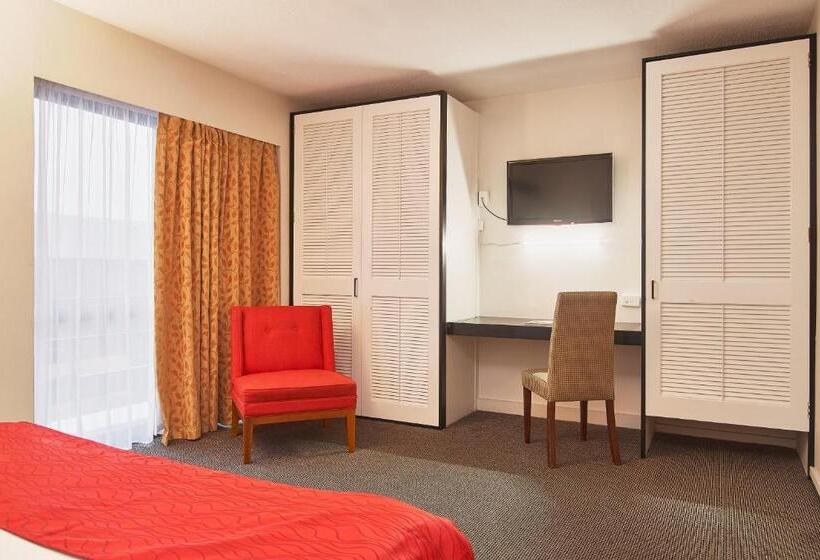 استودیوی استاندارد, Carlton Mill