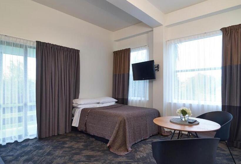 سوییت, Carlton Mill