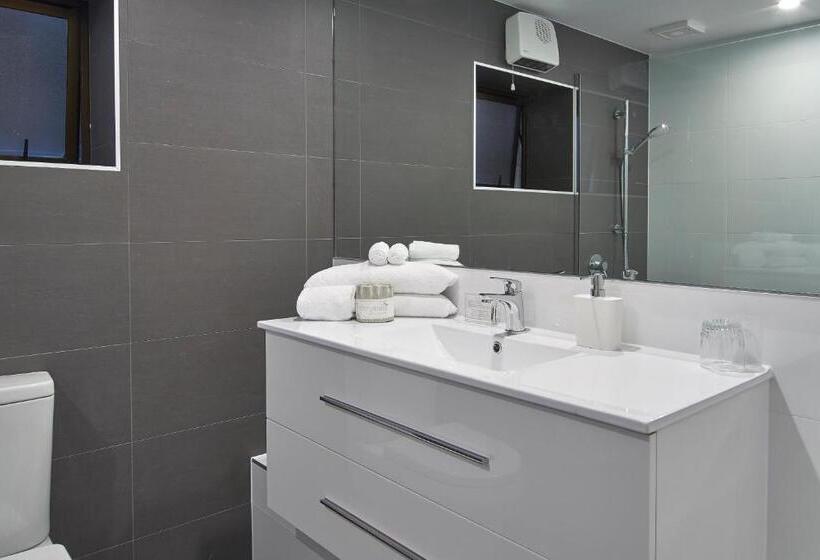 اتاق سوپریور, Carlton Mill