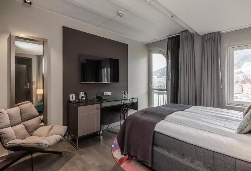 اتاق استاندارد یک نفره, Clarion Hotel Admiral