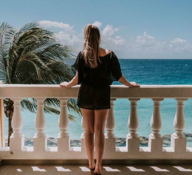 اتاق استاندارد با چشمانداز دریا, Curacao Avila Beach